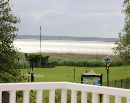 Vakantiehuis Ferienhaeuser Boddenperle Born