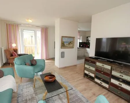 Ferienhaeuser Boddenperle * Born